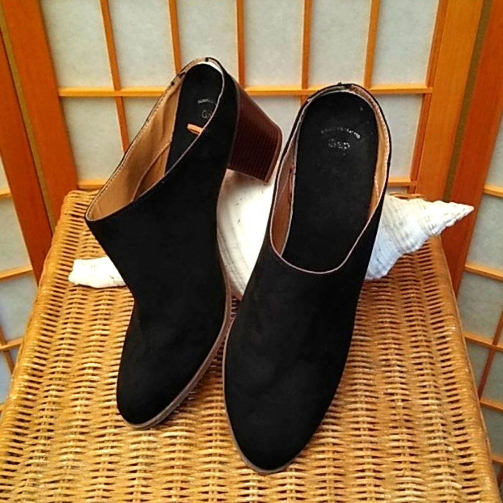 GAP Black Suede Mules with Brown Block Heel